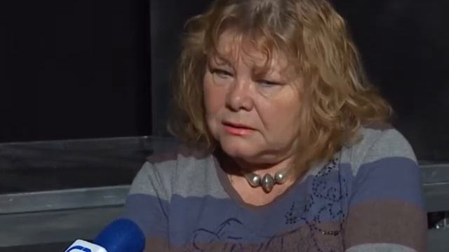 "Сватбената рокля на Бети" - премиера на ДТ "Гео Милев" смотреть онлайн