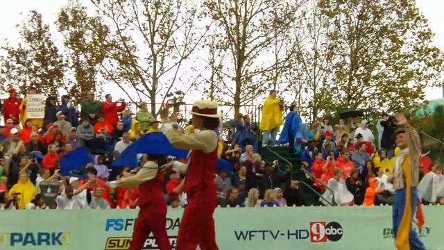 Orlando Citrus Parade 2012:  Walt Disney World Resorts:  Mickey Mouse, Story Book Circus Pals смотреть онлайн