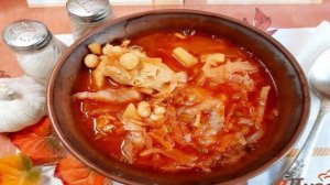 Борщ с фасолью и курицей
