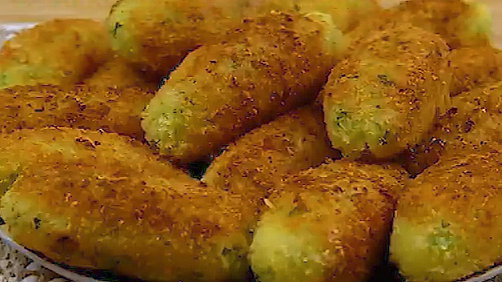 Готовлю это блюдо из картошки всю неделю и просят ещё. Даже Вкуснее жареной картошки с луком!! (1)
