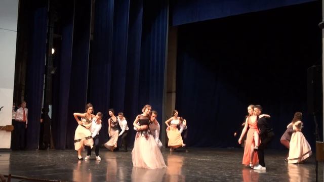 Випускний вальс РУГ-2018 смотреть онлайн