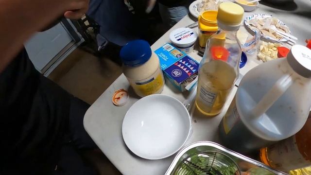 KUNG PAO KUMU! w/ MU WONTONs Catch and Cook смотреть онлайн