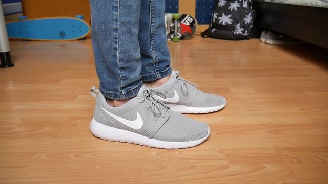 Nike Roshe One WOLF GREY - On Feet смотреть онлайн