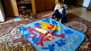 Как правильно сложить одеяло