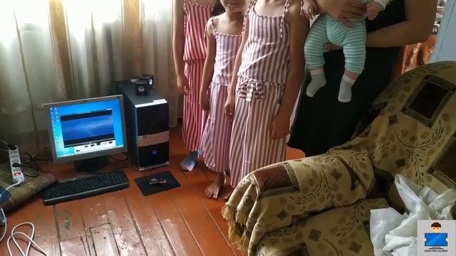 Развозка компьютеров семьям, п. Толе би, 04.07.2020 смотреть онлайн