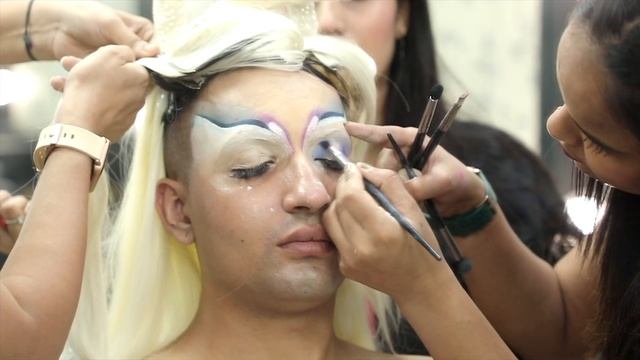 THE COVER GIRL SEASON 3 || TRANNY || DRAG QUEEN смотреть онлайн