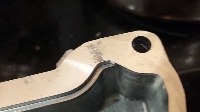 задняя алюминиевая клапанная крышка из Китая для мотора TU5JP4