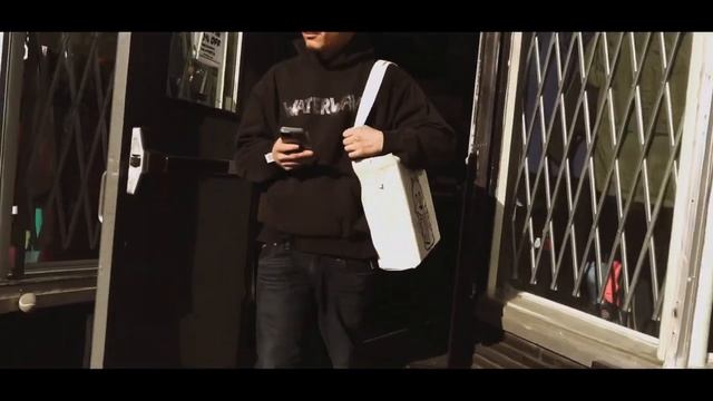 WATERWAVE ‘BUSSDOWN’ HOODIE COMMERCIAL