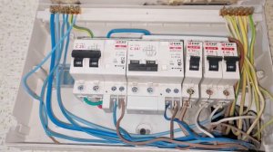 Ремонт диффавтомата EKF и подобных - справится даже ребенок!