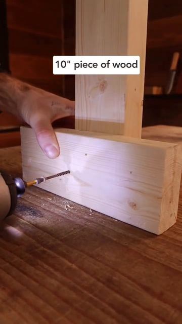This DIY Grow Light Stand is SUPER simple & quick to build! #growlight #seedstarting #gardeningtips