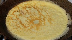 Сладкие блины с орехами бананом и шоколадной пастой