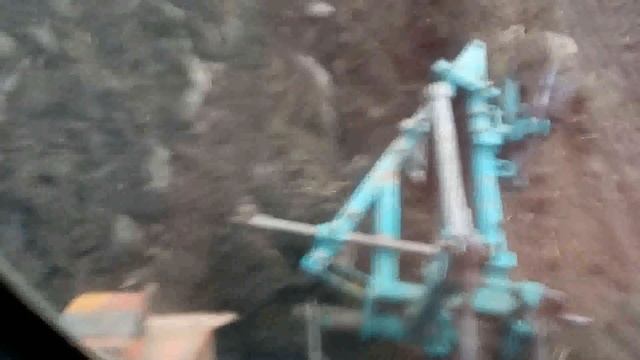 Як добити трактора Т-25. смотреть онлайн