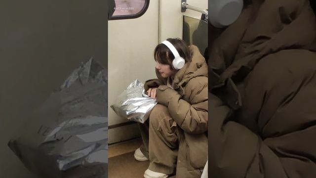 Сотовые люди, мобильные отношения