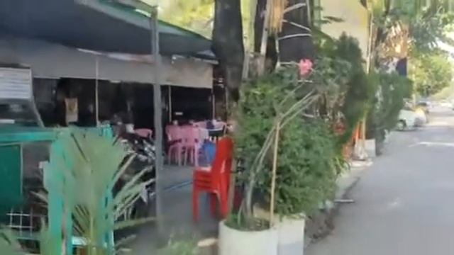 Мьянма. Янгон. Типичная чайная смотреть онлайн