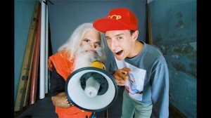 Песня без плохих моментов Шишки падают в лесу МС Вспышкин (0+)         :-)