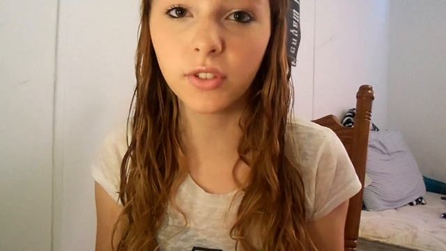 April Favs ! смотреть онлайн