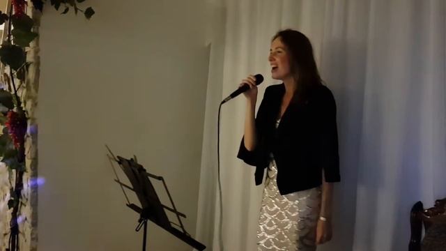 Ведущая, певица Марина Веселова на Ваше торжество