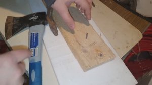 как вытащить гвоздь без шляпки