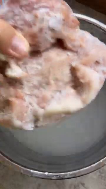 VID_20250417_194036_166.mp4
