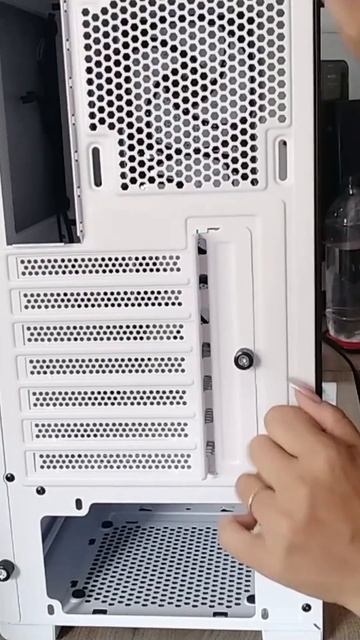 Cougar ARCHON 2 Mesh RGB, um Gabinete Gamer TOP • #Shorts #pcbuilding смотреть онлайн