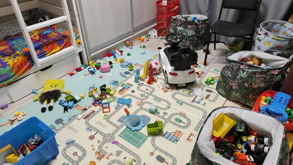 вечер в детской комнате