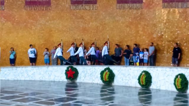 Смена Почётного Караула на Мамаевом Кургане, Волгоград, 07 августа 2024 года, 17:00 часов смотреть онлайн