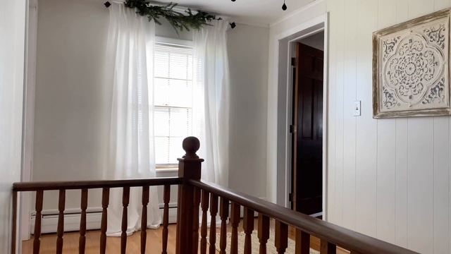 CHRISTMAS HOME TOUR 2020 - Part 2 - Cozy Cottage Christmas Tour - Farmhouse Christmas House Tour смотреть онлайн