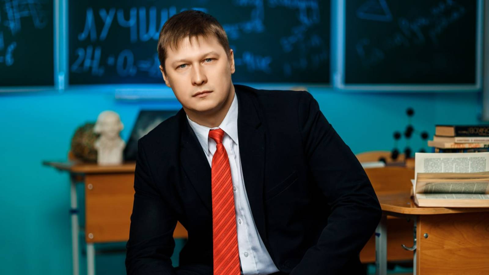 Интервью-визитка на конкурс «Лучший учитель-предметник и лучший учитель начальных классов».