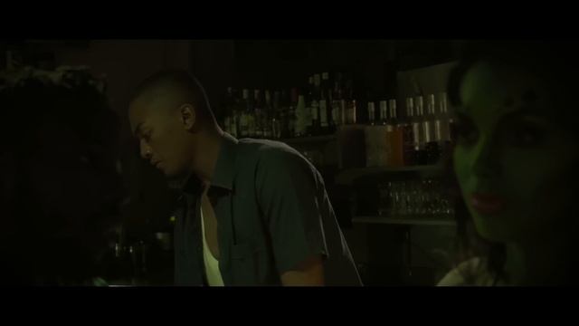 Pink Flamingo - She Goes (feat. Rico TK & Fred Koriban) смотреть онлайн