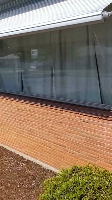 Mid-Century Ranch with Basement Bar in Portland! смотреть онлайн