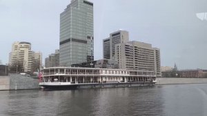 Речная прогулка по маршруту №1 водного транспорта Москвы от Сити-Багратион до Киевского вокзала