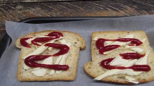 Горячие бутерброды с мясным фаршем