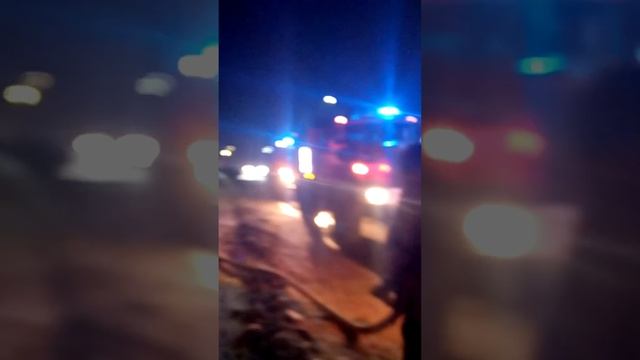 вот как работают пожарные пожар в посёлке Емельянова смотреть онлайн