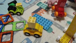 играем в конструктор лего дупло