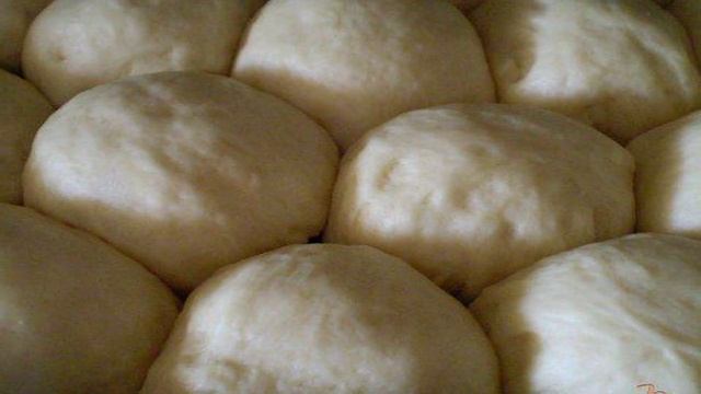 Булочки на сметане с шоколадной глазурью