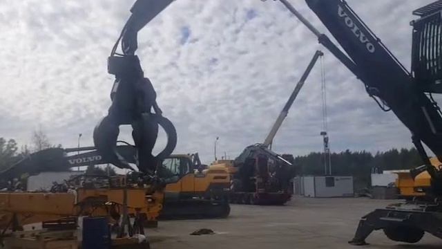 EW205D MH Russia 3 2019 09 смотреть онлайн