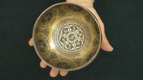 Поющая чаша Бутанская 15,2 см, Ре# 316