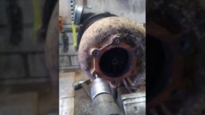 Как высверлить шпильку из турбины.