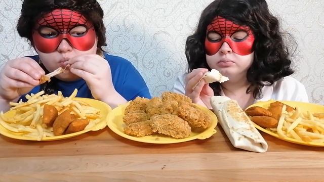 АСМР ИТИНГ KFC Острые Хрустящие Крылья и Острый Твистер Звуки Еды ASMR EATING Мукбанг не Болталка