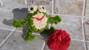 Лягушка ,игрушка крючком.