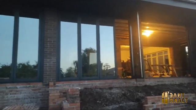 Двери гармошка из профиля Алютех,8-962-684-1122,Санкт-Петербург и ЛО, ЭлитПласт,остекление коттедже