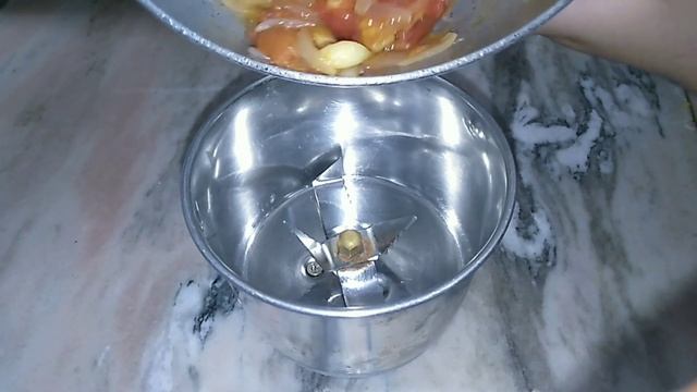 Momos chutney | #yummy #momoschutney #chinese |RANI'S ROYAL KITCHEN| смотреть онлайн