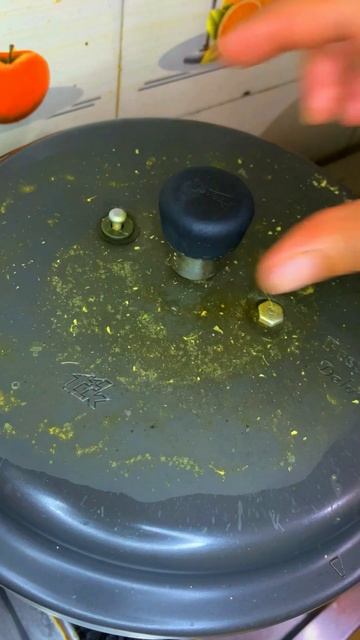 Palak Dal Recipe - Dhaba Style Dal Palak - Spinach & Lentil Curry #shorts смотреть онлайн