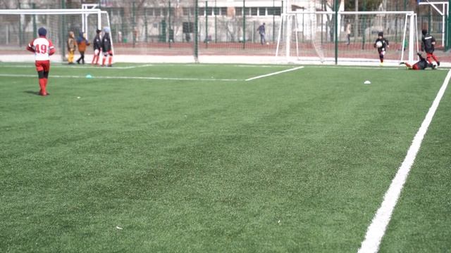 Чемпионат города по футболу. г.Симферополь. Спартак КТ 2013 - РК Спорт 2013. 2 тайм.