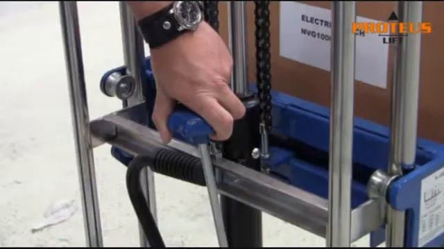 Mitnahme Hochhubwagen 412 von Proteus Lift смотреть онлайн