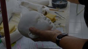 Как делают кукол: секреты винилового производства