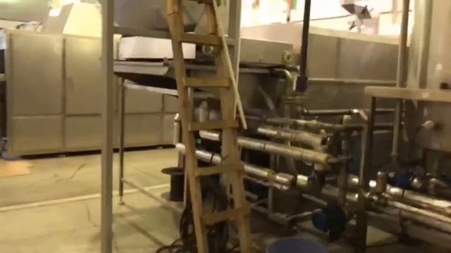 Fryer and OS - 1000 Belt Type Roasting Machine / Фритюрница и OS - 1000 ленточных жарочных машин