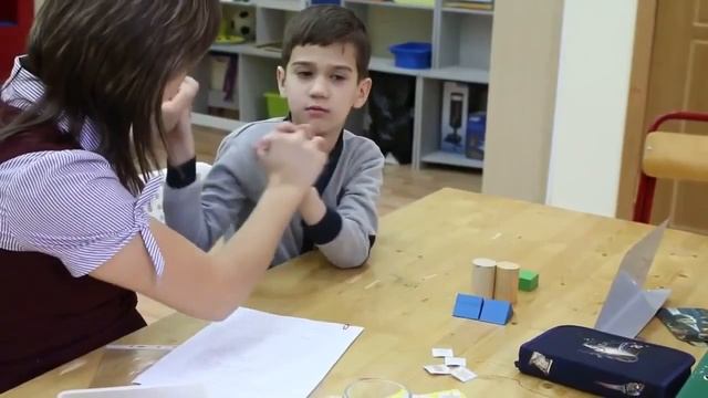 Другие, но понятные Как дети с аутизмом меняют жизнь обычной школы смотреть онлайн