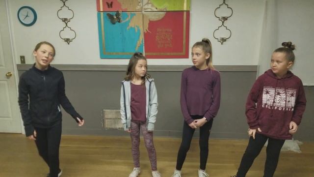 Luv2Dance acting scene from K9 Christmas смотреть онлайн