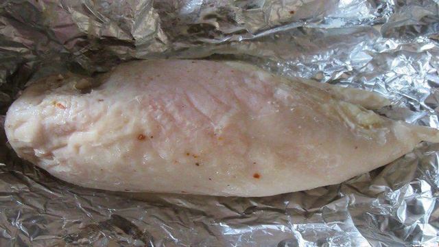 Салат с курицей, ананасом и сыром